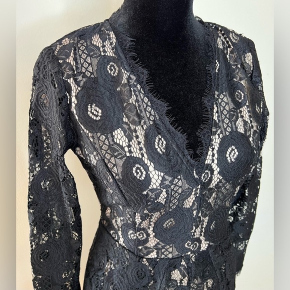 Francesca’s long sleeve black lace shorts dressy romper. Fully lined size XS EUC - Picture 2 of 11